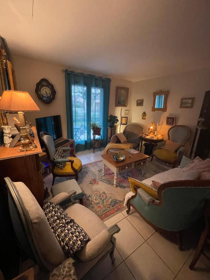 Duud Lägenhet Castanet-Tolosan Exteriör bild
